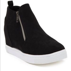 Steve Madden kids wedge sneakers